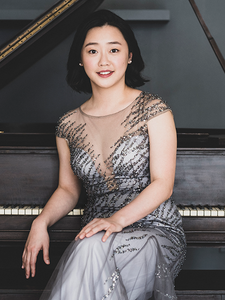Fei-Fei Dong - Award Winning Pianist