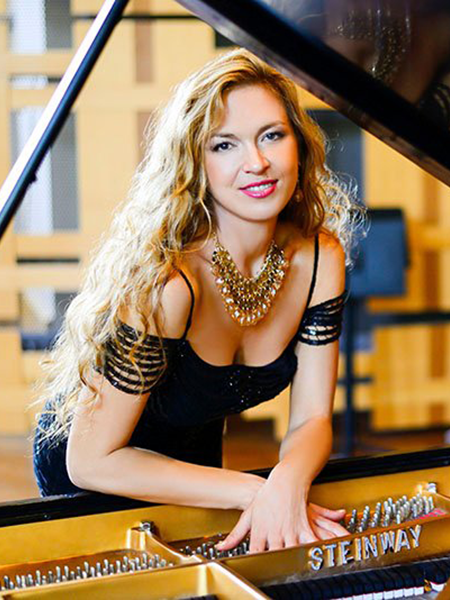 Svetlana Smolina - International Pianist, Director of Piano Programs at Philadelphia International Music Festival